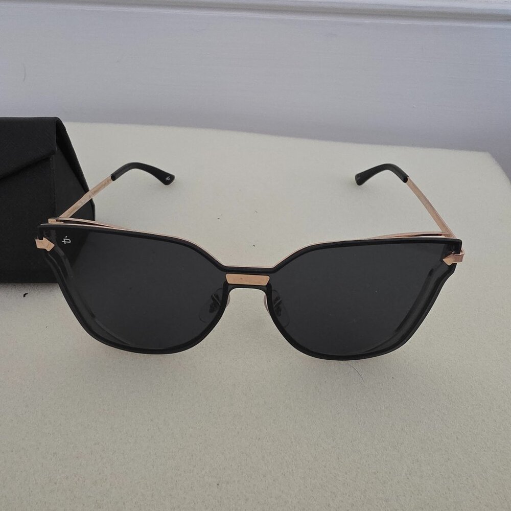 Women's Prive Revaux sunglasses with case